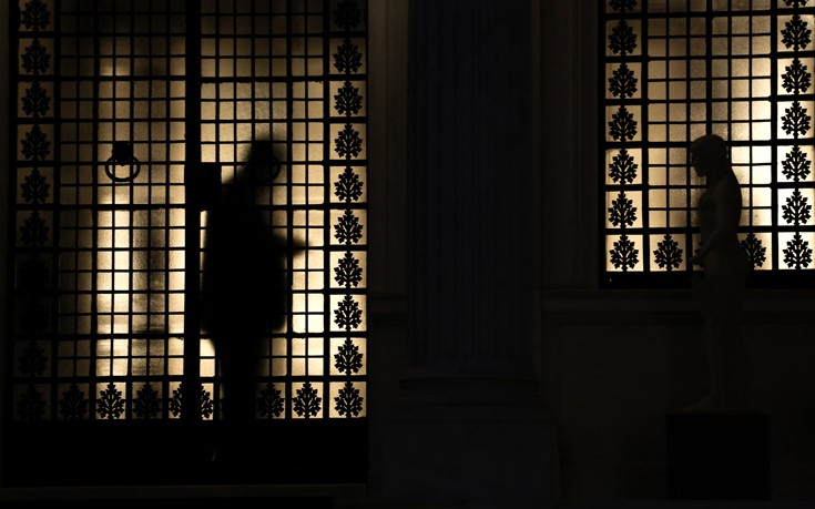 Αποκάλυψη: «Σάρωσαν» το Μαξίμου πριν εγκατασταθεί η νέα κυβέρνηση υπό το φόβο υποκλοπών από μυστικές υπηρεσίες!