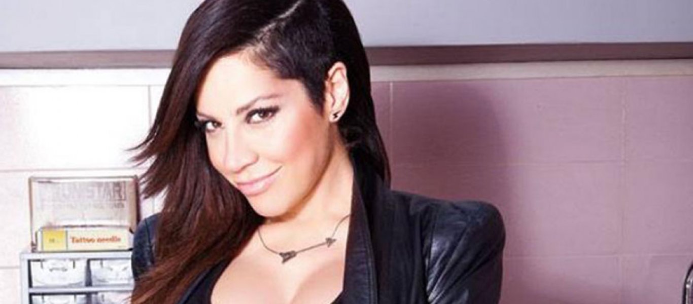 Μαριάντα Πιερίδη: Γυμνάζεται στην παραλία και ανεβάζει τη θερμοκρασία στα ύψη (βίντεο)