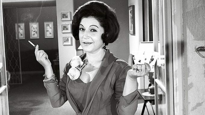 Σαν σήμερα πέθανε η σημαντικότερη Ελληνίδα κωμικός του παλιού ελληνικού κινηματογράφου Ρένα Βλαχοπούλου (βίντεο-φωτο)