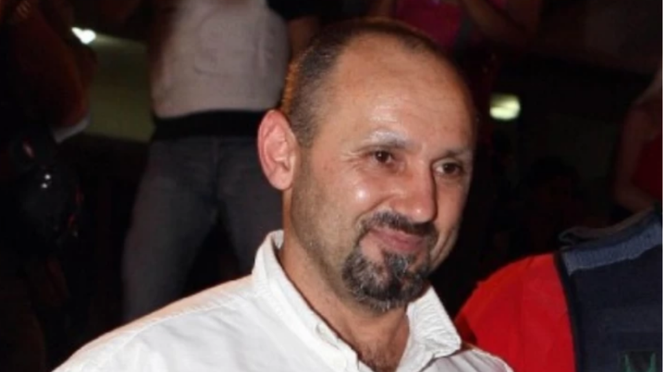 Βιβλίο Βασίλη Παλαιοκώστα: Η νύχτα με τα απρόοπτα στη Λάρισα – «Σίγουρα δε θα ‘θελα να βρίσκομαι στη θέση του»