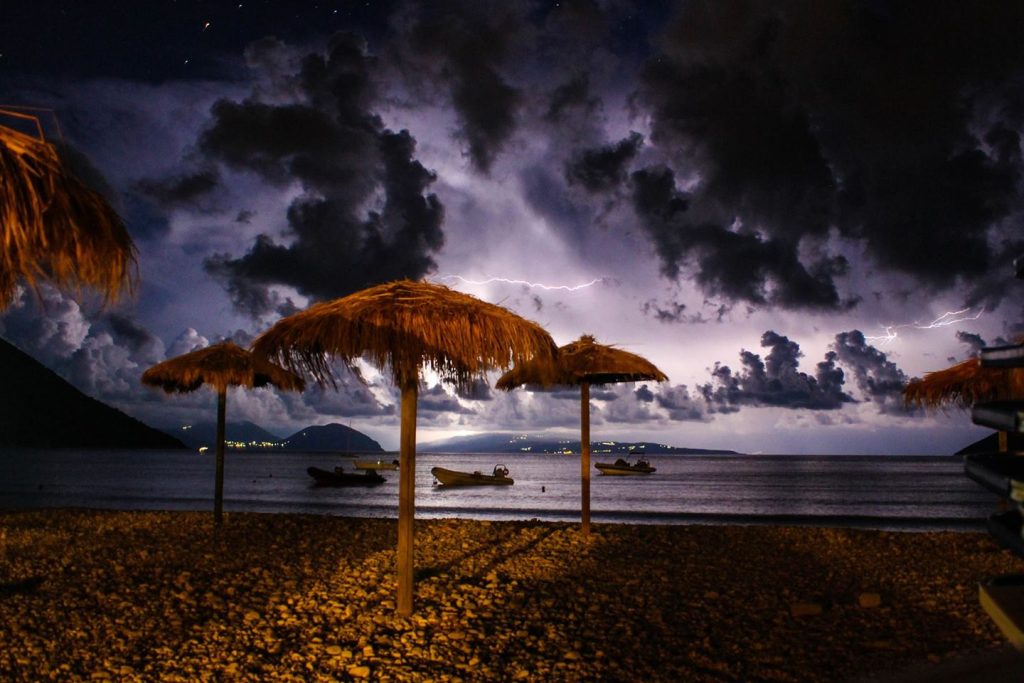 Πρόγνωση καιρού: Μικρή «ανάσα» πριν τη νέα θερμή εισβολή