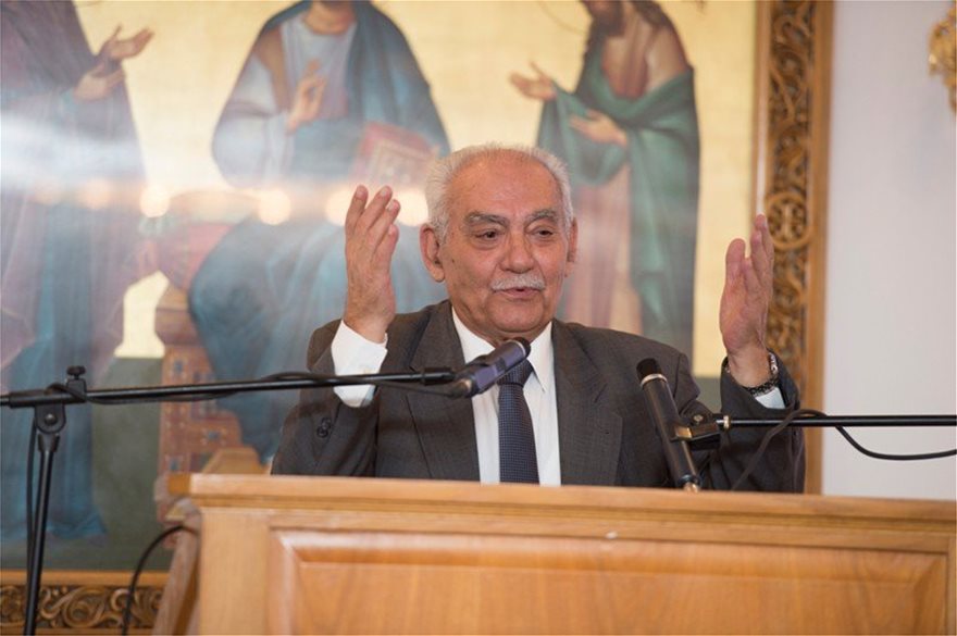 Απεβίωσε ο πρώην υπουργός του ΠΑΣΟΚ Μανώλης Σκουλάκης (βίντεο)