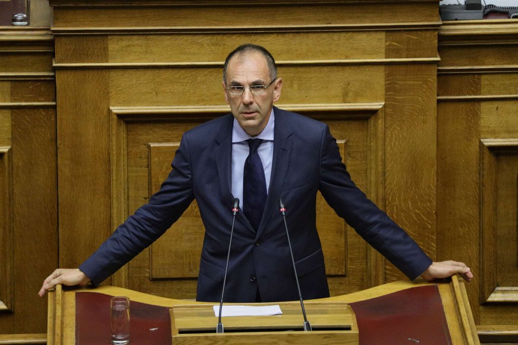 Βελτιώσεις και τροποποιήσεις επέφερε σε πολλές διατάξεις του νομοσχεδίου για το επιτελικό κράτος ο Γ.Γεραπετρίτης