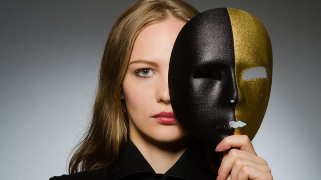 Τι είναι το σύνδρομο του απατεώνα και γιατί βλάπτει τη καριέρα σας;