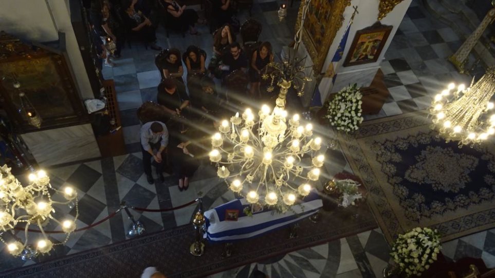 Μανώλης Σκουλάκης: Κηδεύτηκε σήμερα με τιμές εν ενεργεία Δημάρχου