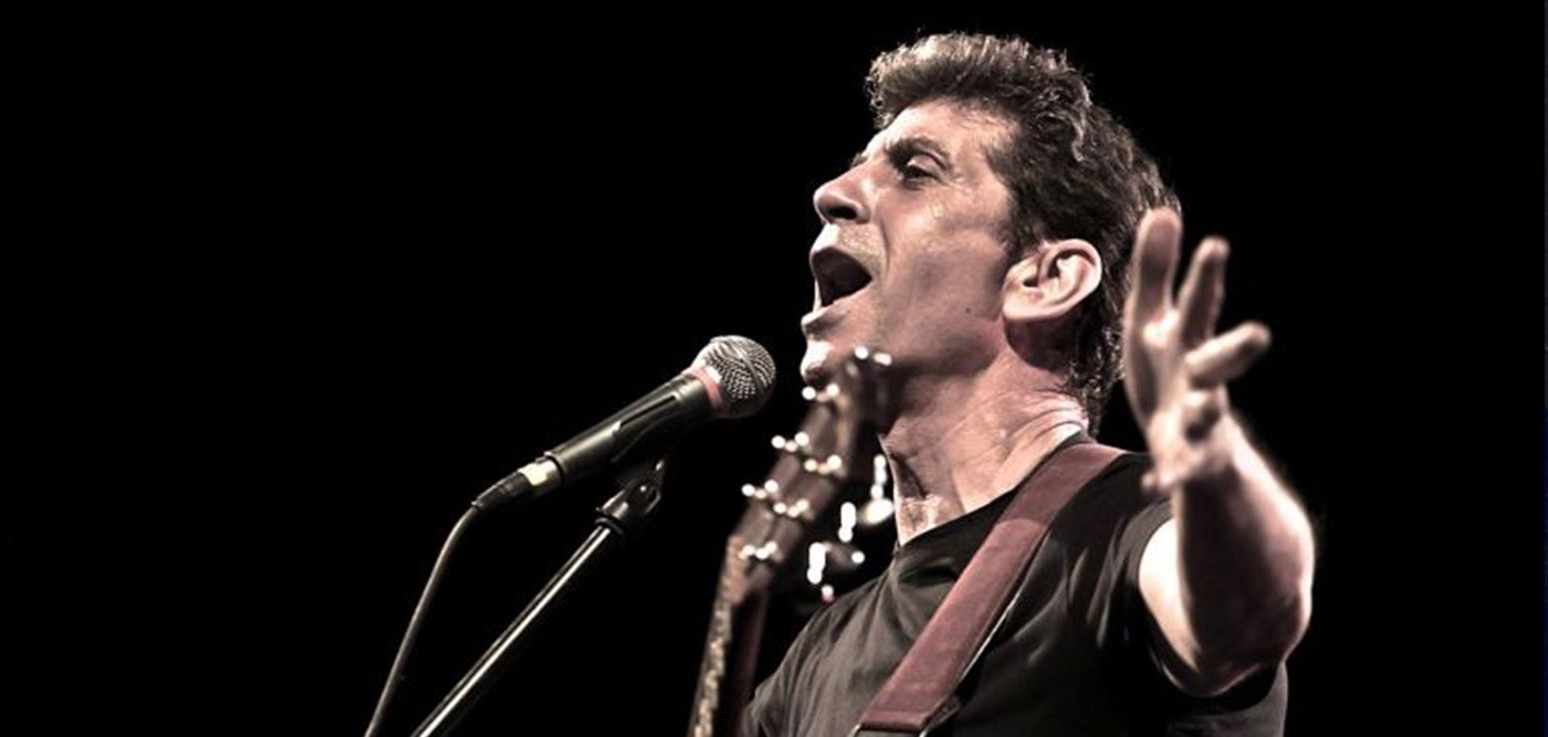 Έξαλλος ο Σ.Μάλαμας σε συναυλία του: «Σβήστε το αμέσως το γ@@@» (βίντεο)