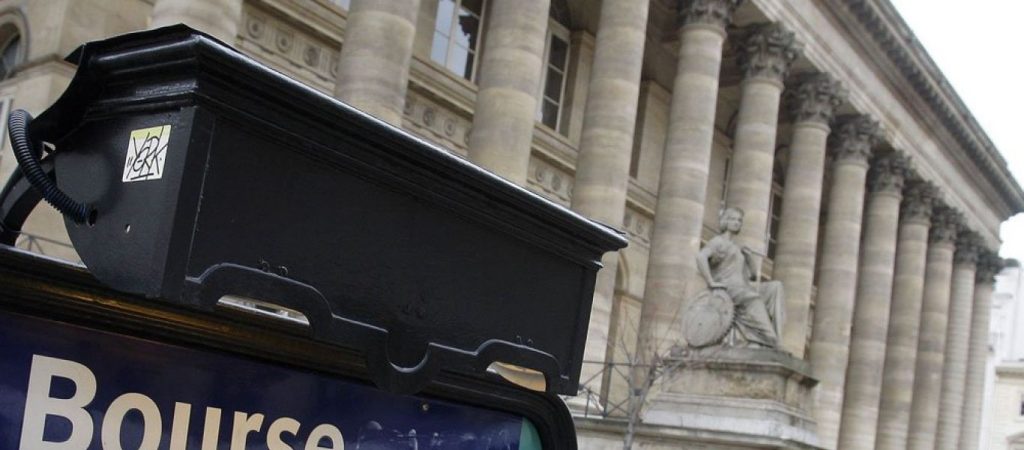 Μίνι- κραχ στα ευρωπαϊκά χρηματιστήρια: Βασικός λόγος ο φόβος εμπορικού πολέμου