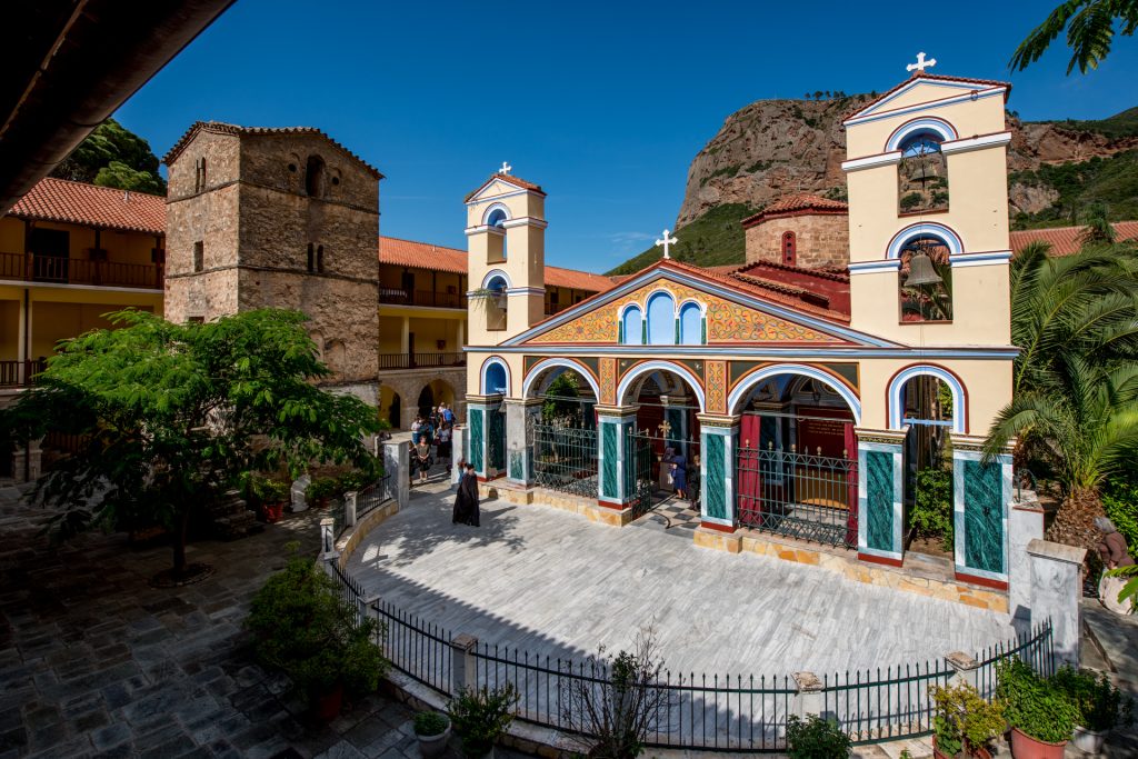 Η μοναδική ιστορία της Παναγίας Τρυπητής στο Αίγιο