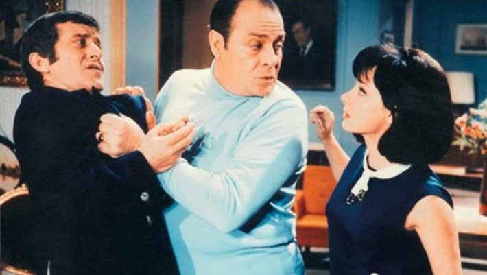 Ο οπαδός που έκανε τόπι στο ξύλο ο Λάμπρος Κωνσταντάρας στο γήπεδο