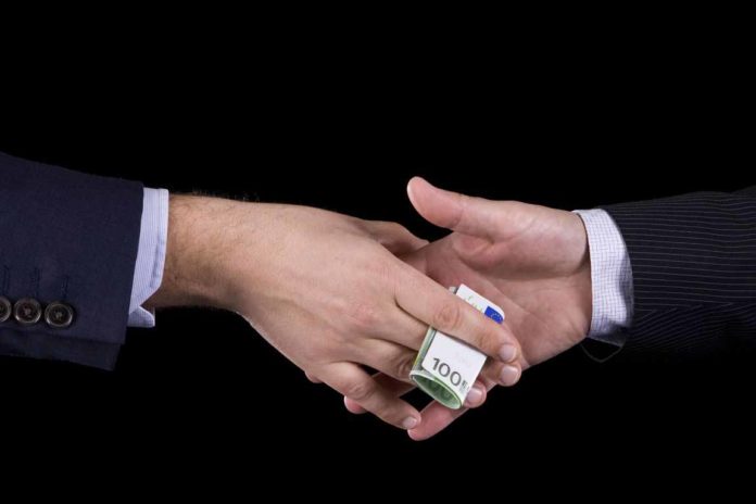 Πρωταθλητές στην διαφθορά οι Δήμοι