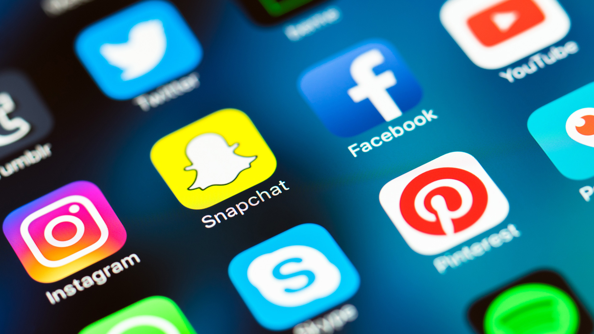 Το Facebook αποφάσισε να αλλάξει όνομα στο Instagram και το WhatsApp – Πώς θα λέγονται (φωτο)