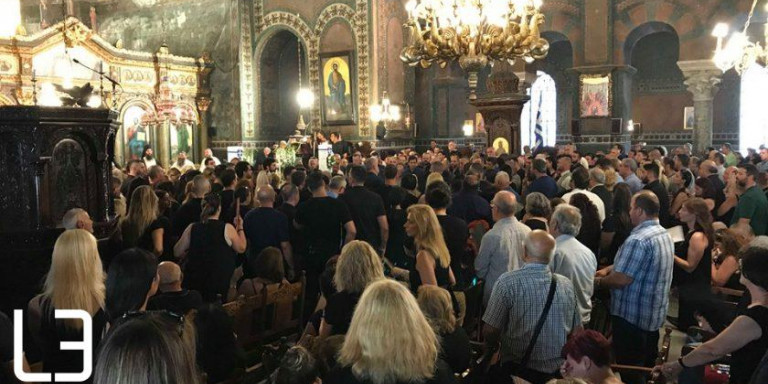 Αποχαιρέτησαν τον Γ. Ποζίδη φίλοι και συγγενείς – Με ποντιακή λύρα στην κηδεία (φωτο-βίντεο)