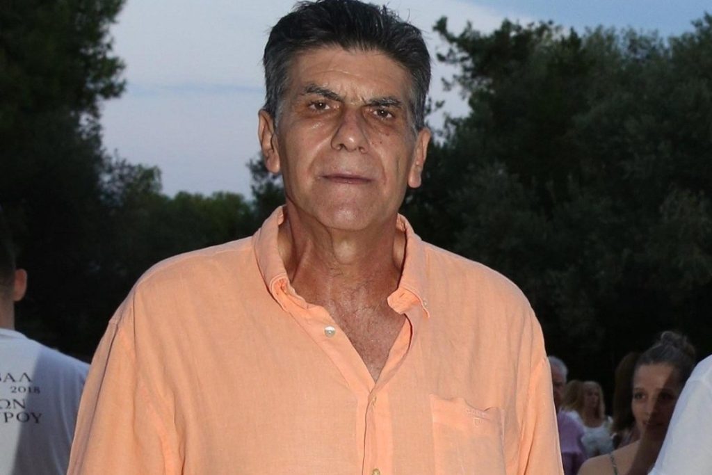 Γιάννης Μπέζος: Δεν θα πιστεύετε στα μάτια σας πόσο του μοιάζει η 26χρονη κόρη του