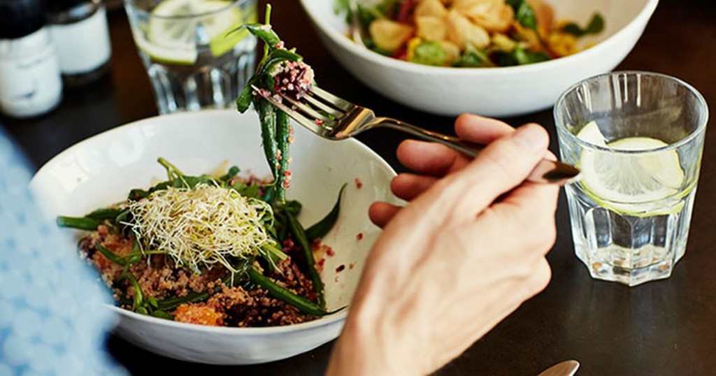 Η σωστή διατροφή ανάλογα με την ηλικία σας – Αναλυτικό πλάνο