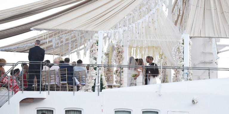 Η Χάιντι Κλουμ έκανε έναν ιδιαίτερο γάμο στο γιοτ του Αριστοτέλη Ωνάση (φωτο-βίντεο)