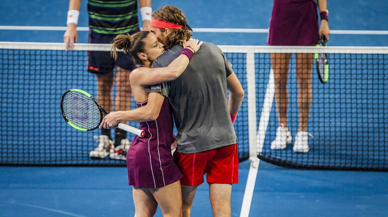 Μ. Σάκκαρη για Στ. Τσιτσιπά: «Ό,τι έχει καταφέρει το έχει καταφέρει με τη θέλησή του»