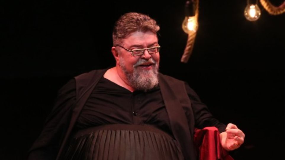 Σταμάτης Κραουνάκης: Διέκοψε τη συναυλία στη μέση (βίντεο)