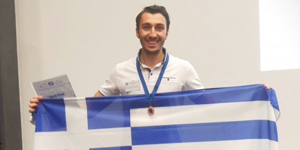 Υπερήφανη Ελλάδα: Χάλκινο μετάλλιο στον παγκόσμιο διαγωνισμό Μαθηματικών για Λαρισαίο φοιτητή