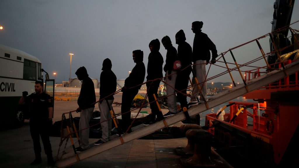 Ιταλία: Νόμος-τσεκούρι κατά παράνομης μετανάστευσης – 1 εκ. ευρώ πρόστιμο στις ΜΚΟ, συλλήψεις & κατάσχεση των πλοίων!