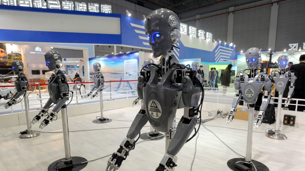 Έρευνα: Οι περισσότεροι άνθρωποι προτιμούν να χάσουν τη δουλειά τους από ένα ρομπότ παρά από έναν άλλον άνθρωπο