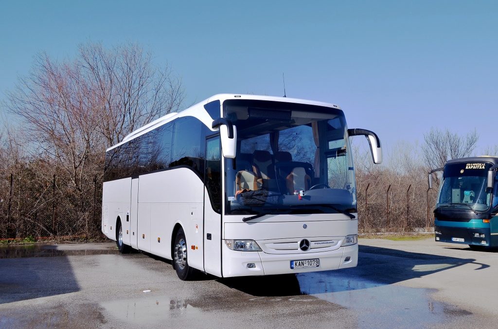 Μειώνουν δρομολόγια λεωφορείων από Βόλο για Λάρισα – Προβλήματα στις ανταποκρίσεις με τα τρένα