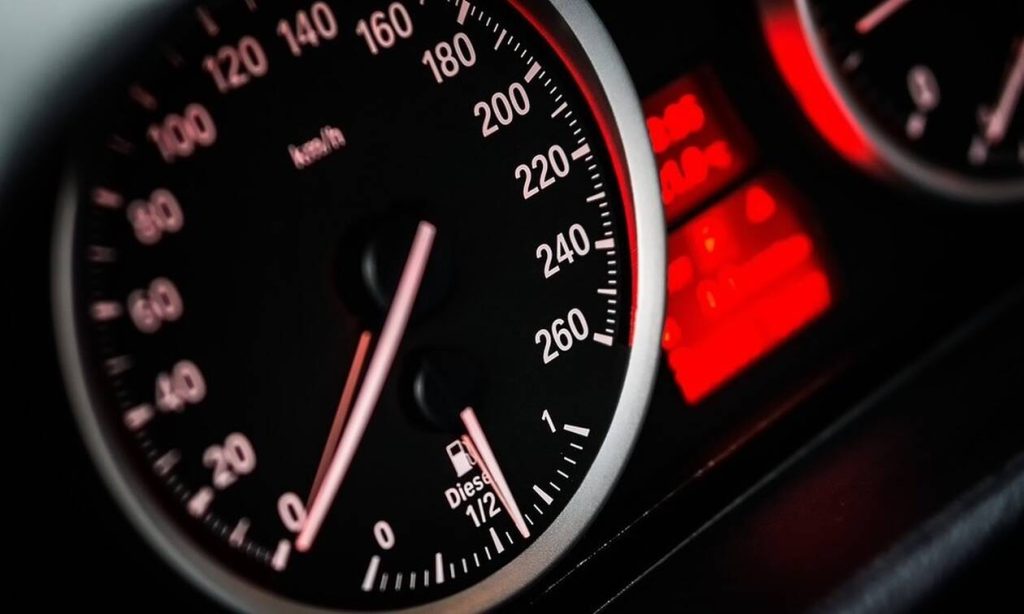 Αγρίνιο: Τι πήγε και της έβαλε ο αθεόφοβος στο αυτοκίνητο της;