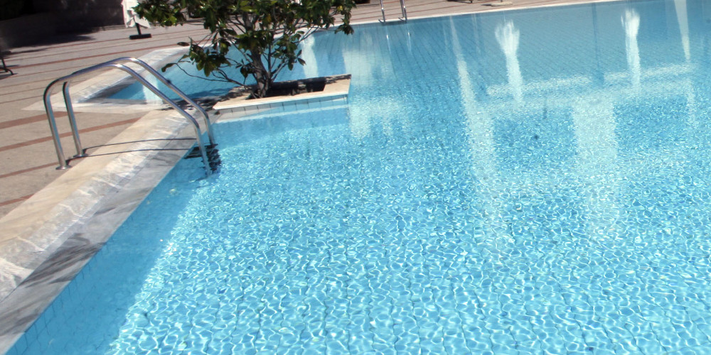 Στα δικαστήρια ο πατέρας των δύο κοριτσιών που πνίγηκαν στη Ρόδο