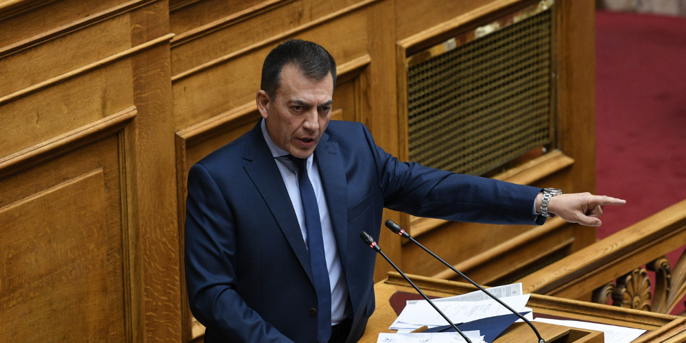 Αυτές είναι οι τροπολογίες Βρούτση που ξεσήκωσαν την αντιπολίτευση – Βάζει πλαφόν 4.608 ευρώ στις «χρυσές» συντάξεις