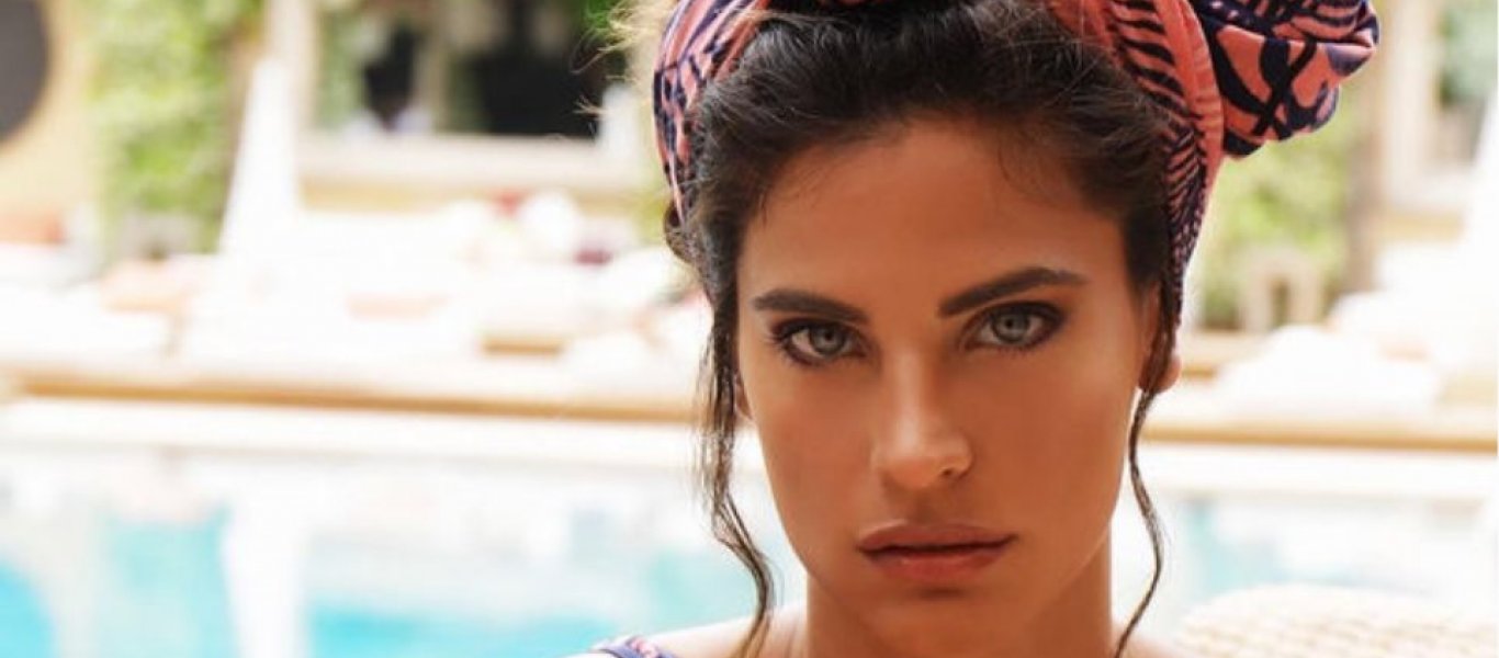 Χριστίνα Μπόμπα: Topless στη Μύκονο – Αναστατώνει του πάντες… (βίντεο)