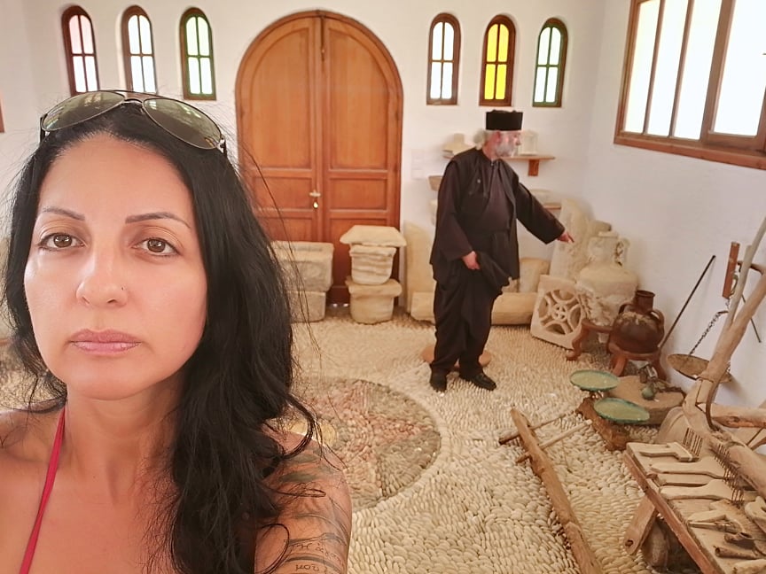 Γεωργία Μπιτάκου: «Εάν δεν σέβεσαι τον πολιτισμό σου τότε δεν σου αξίζει!» – Το ρημαγμένο μουσείο της Καρπάθου