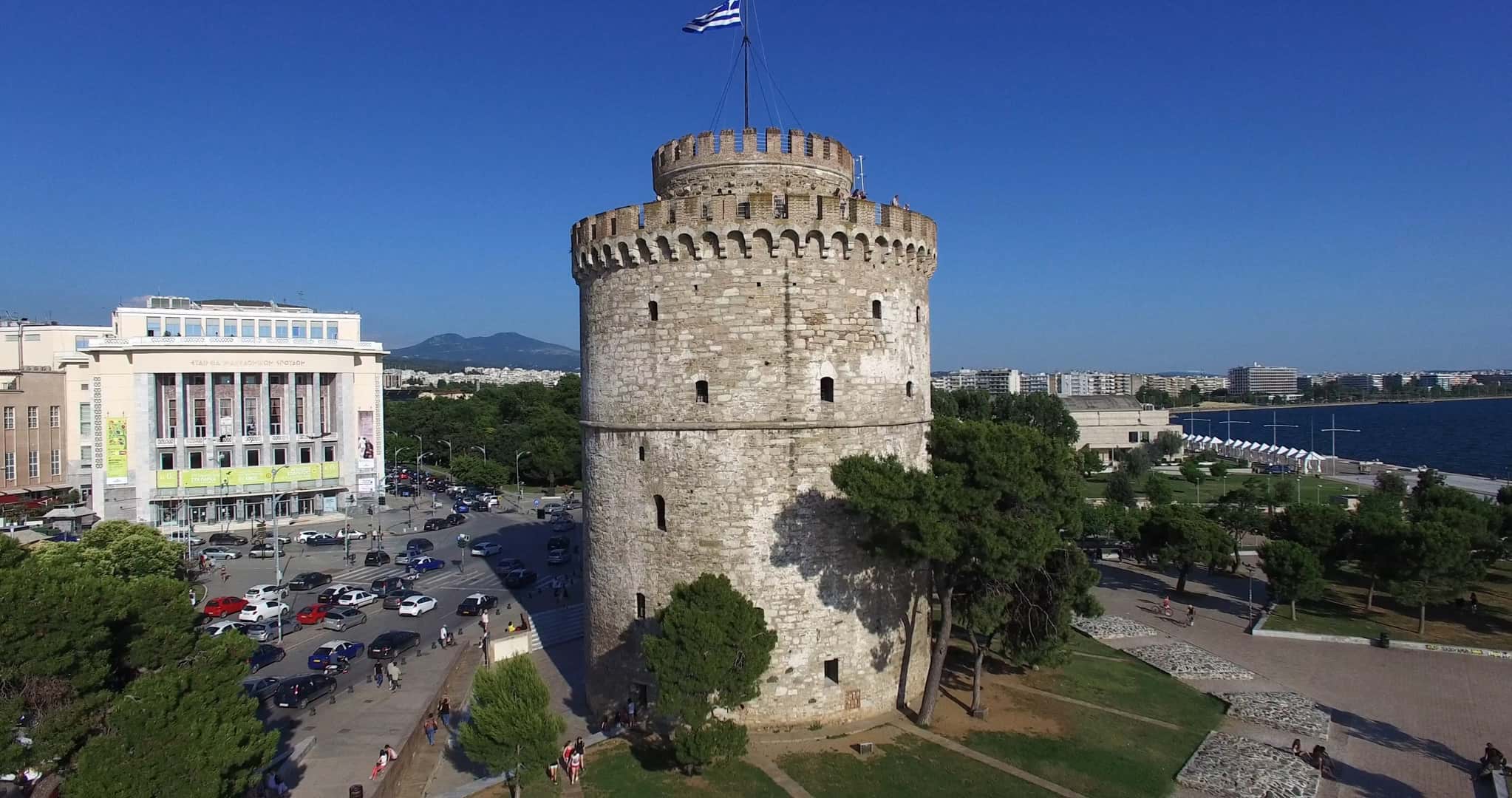 Το τουρκικό λάφυρο που βρίσκεται στην κορυφή του Λευκού πύργου (βίντεο)