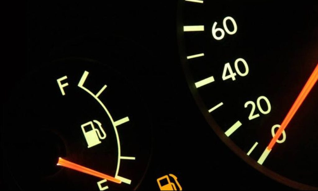 Πόσα χιλιόμετρα μας βγάζει ένα άδειο ρεζερβουάρ; (βίντεο)