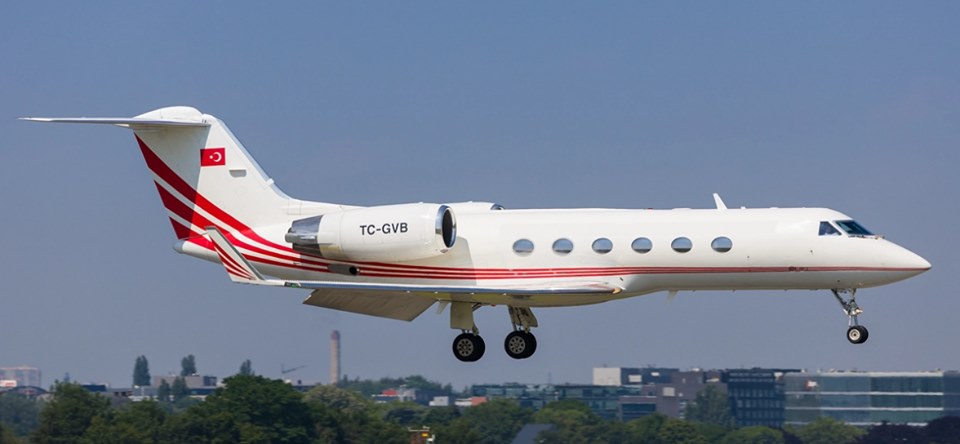 Στην Σαντορίνη τουρκικό κυβερνητικό αεροσκάφος – Τι συνέβη;