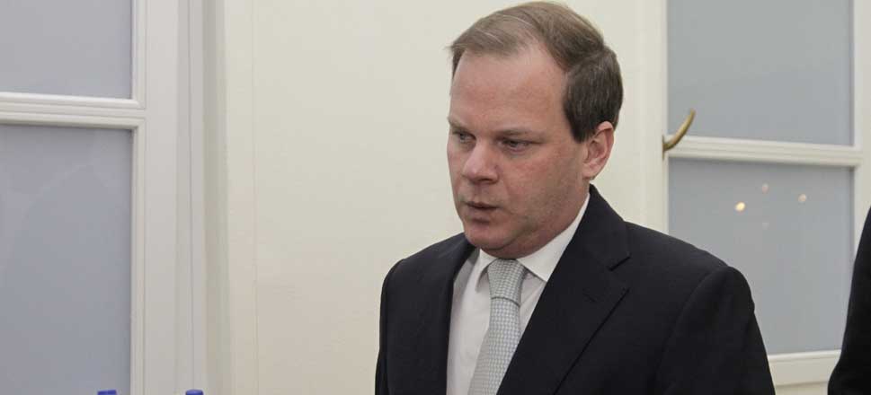 Επανεξέταση των διαγωνισμών που παρέλαβε η νέα κυβέρνηση προαναγγέλλει ο Κώστας Αχ. Καραμανλής