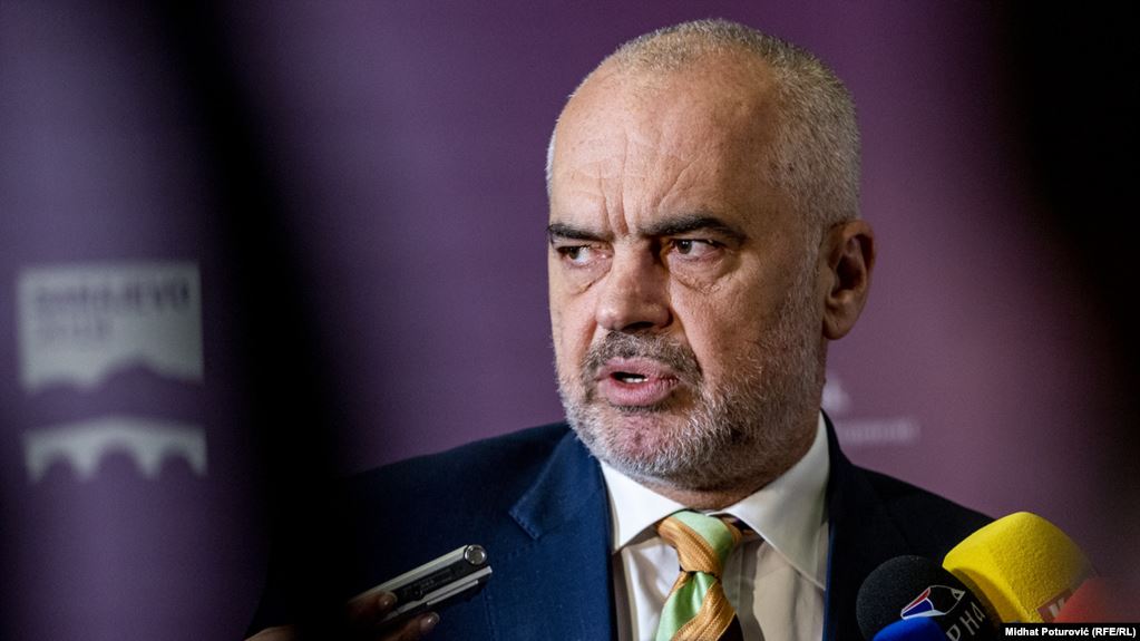 Χρεοκοπία της Αλβανίας βλέπει το Βερολίνο: «Δεν πληροίτε τις προϋποθέσεις για την ΕΕ – Θα χρεοκοπήσετε»