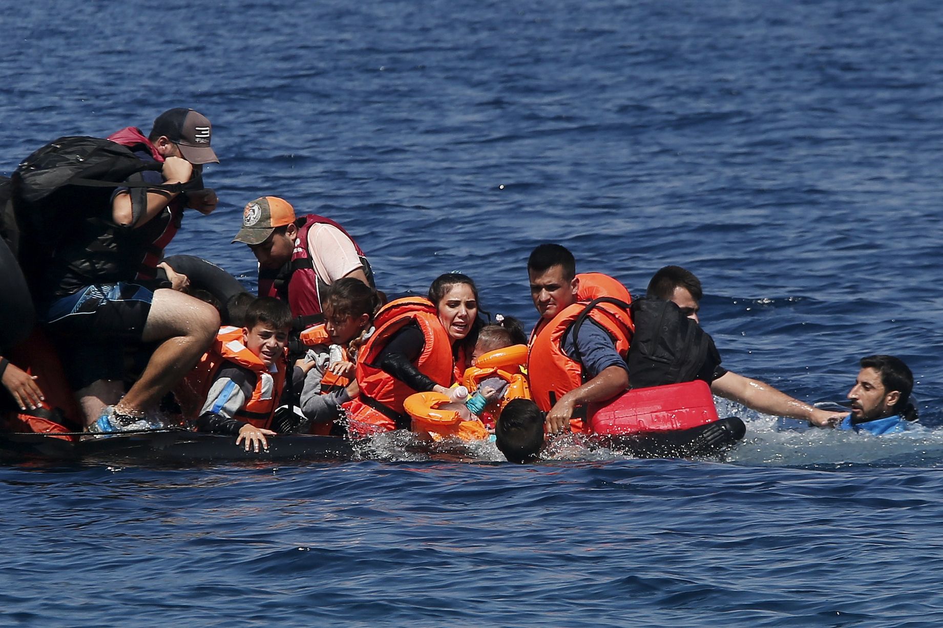 Frontex: «Οι μεταναστευτικές εισροές έχουν αυξηθεί κατά 25% στα ελληνικά νησιά»