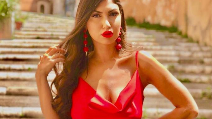 Αγνώριστη η Κυριακή Τσανικίδη μετά το ρετούς (φωτο)