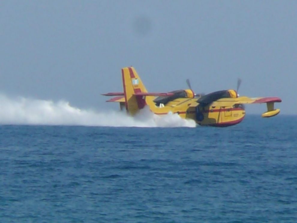 ΓΓΠΠ: Tο «ευχαριστώ» σε Ιταλία και Ισπανία για την αποστολή εναερίων μέσων