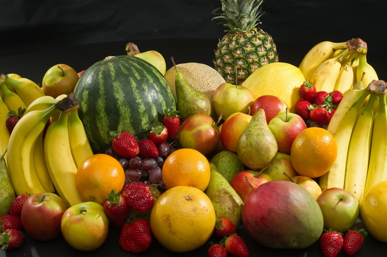 Αυτό είναι το καλοκαιρινό φρούτο που μειώνει τον πόνο στις αρθρώσεις και τους μύες