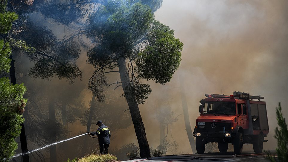 Το υπουργείο Yγείας αναλαμβάνει όλα τα έξοδα νοσηλείας του εθελοντή πυροσβέστη