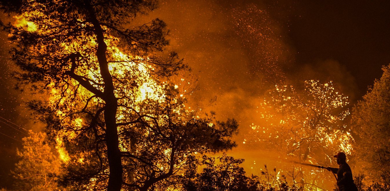Σε εμπρησμό οφείλεται η πυρκαγιά που καταστρέφει την Εύβοια;