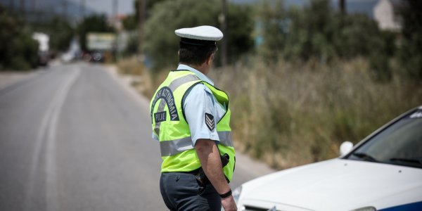 Κορυφώνεται σήμερα η έξοδος των εκδρομέων – Τα μέτρα της Τροχαίας για την ασφαλή μετακίνηση