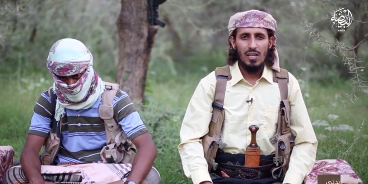 Πουλί διακόπτει συνεχώς μαχητές σε βίντεο του ISIS – Τους τρολάρει μέχρι και η Αλ Κάιντα (βίντεο)