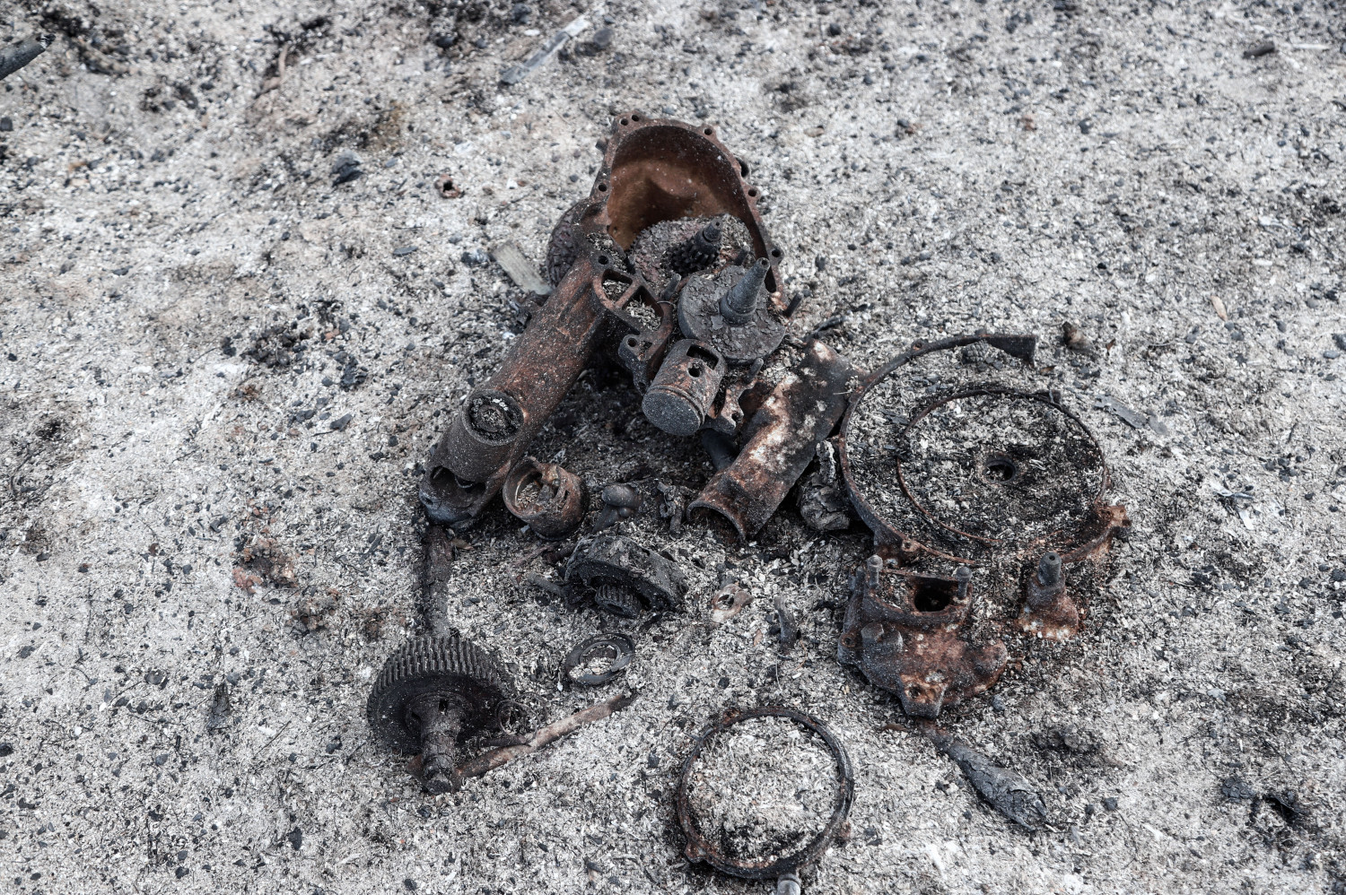 Ύποπτα ευρήματα στην Εύβοια – Βρέθηκαν στουπιά και γκαζάκια – Άγνωστο αν σχετίζονται με τη φωτιά