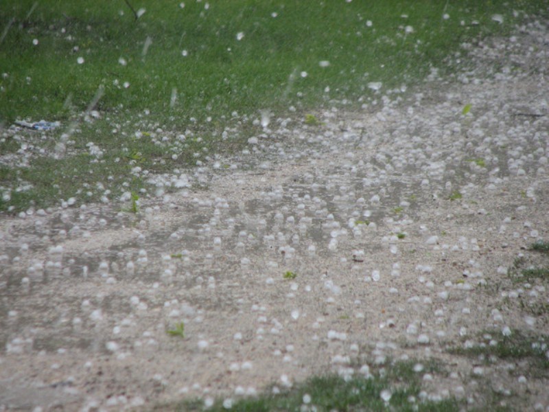 Tι βλέπει για τον καιρό το Εθνικό Αστεροσκοπείο Αθηνών – Καταιγίδες και χαλάζι σε περιοχές (φωτο)