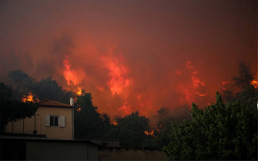 Διπλασιάστηκαν σ’ ένα χρόνο οι πυρκαγιές στην Ελλάδα – Τα προφίλ των εμπρηστών