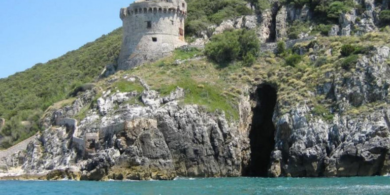 Aρχαιολόγοι υποστηρίζουν ότι βρήκαν τη σπηλιά της μάγισσας Κίρκης – Βρίσκεται 100 χλμ από τη Ρώμη (φωτο-βίντεο)