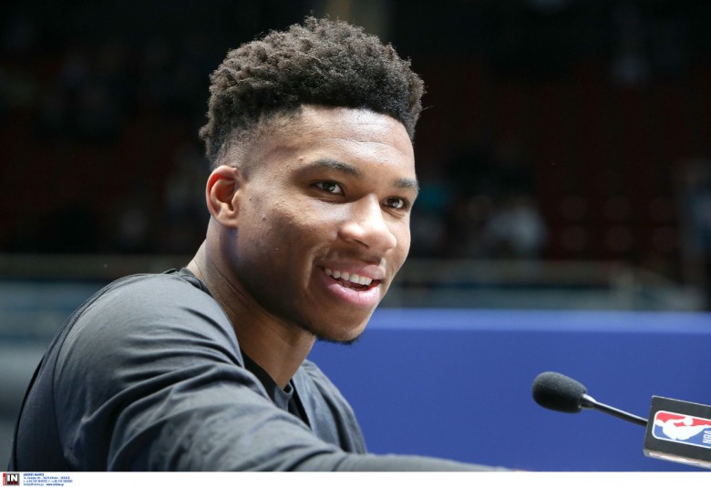 Η κίνηση του Γιάννη Αντετοκούμπο που θυμίζει ζεϊμπέκικο (βίντεο)