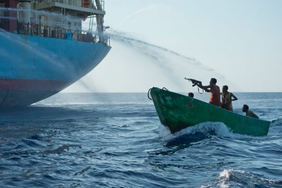 Κόλπος της Γουινέας: 17 ναυτικοί θύματα απαγωγής από πειρατές- Επίθεση σε δύο εμπορικά πλοία