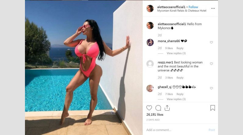 Γνωστή πρωταγωνίστρια ερωτικών ταινιών «τρελάθηκε» με την Ελλάδα (φώτο-βίντεο)